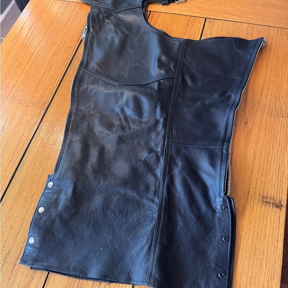 Interstate Leather Accessories - Ladies Black genius Leather Motorcycle Chaps Size Medium excellent condition
